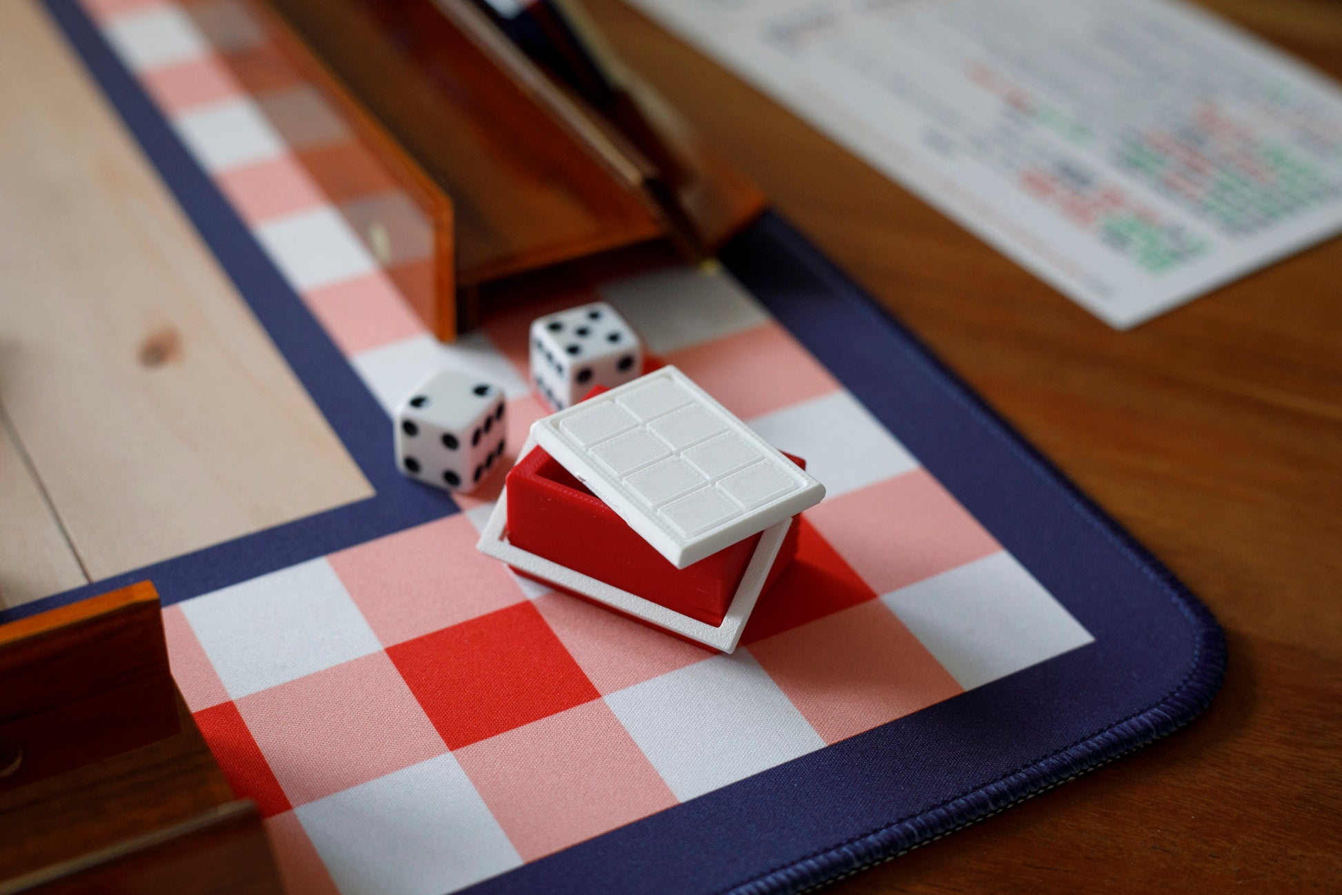 The Picnic Set - Dice Cooler Detail